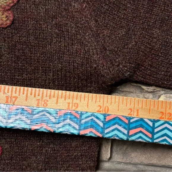 Vintage LL Bean Wool Cardigan Sweater Women’s Medium Crop Leaves Fall Button - Picture 8 of 8